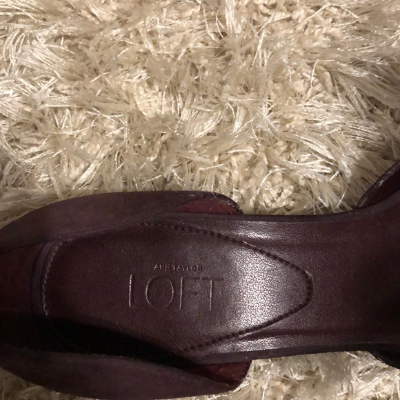 Ann Taylor Loft Kitten Heels - Picture 3 of 4